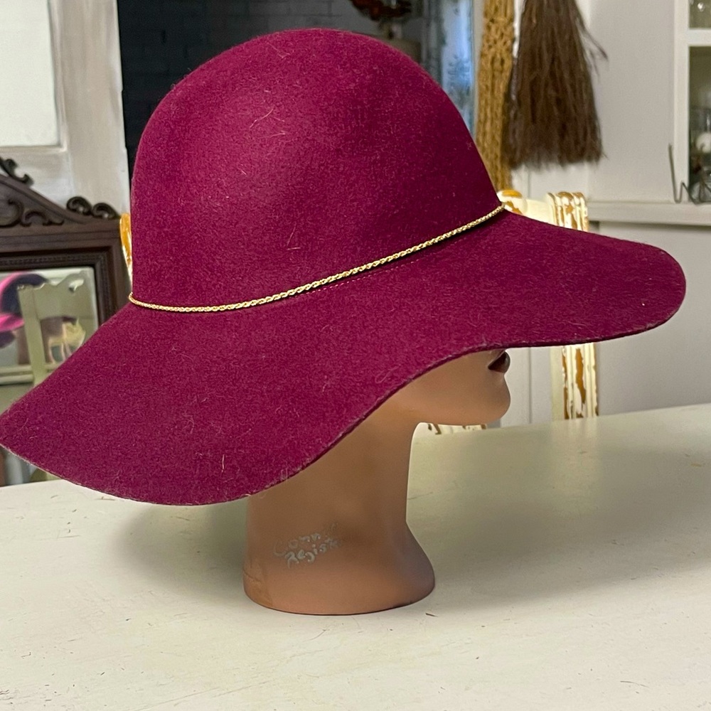 Wool brimmed floppy hat Burgandy wine